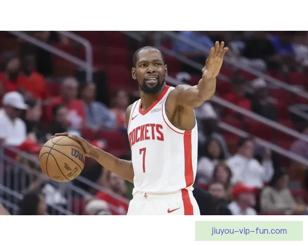 杜兰特领衔火箭冲击五连胜 状元对决班凯罗成为焦点