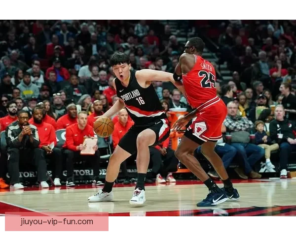 杨瀚森17分11篮板回暖表现力挺 G联赛混音34分逆转猛龙失利