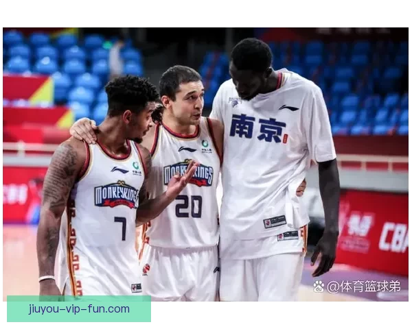 CBA历史最老球员身价高达七千五百万美元引关注